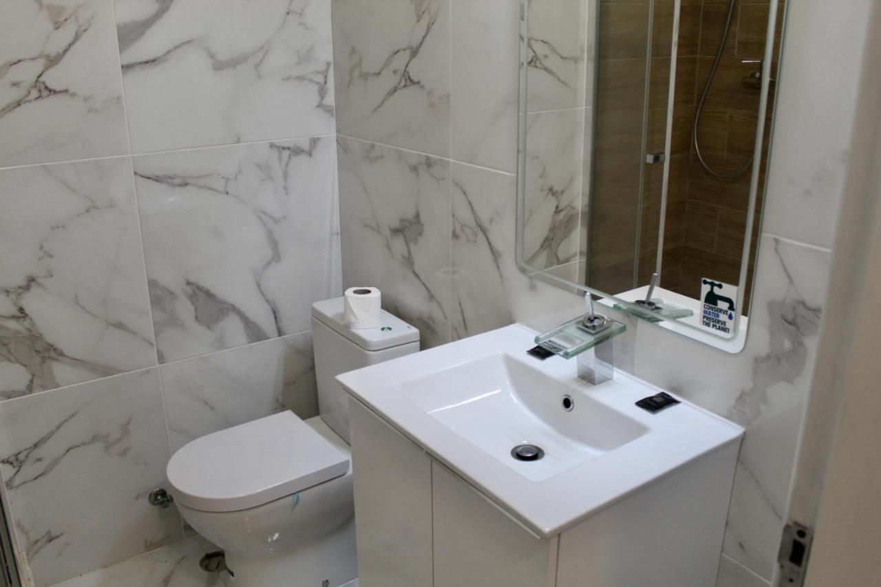 Barreiro Central Apartment Екстер'єр фото